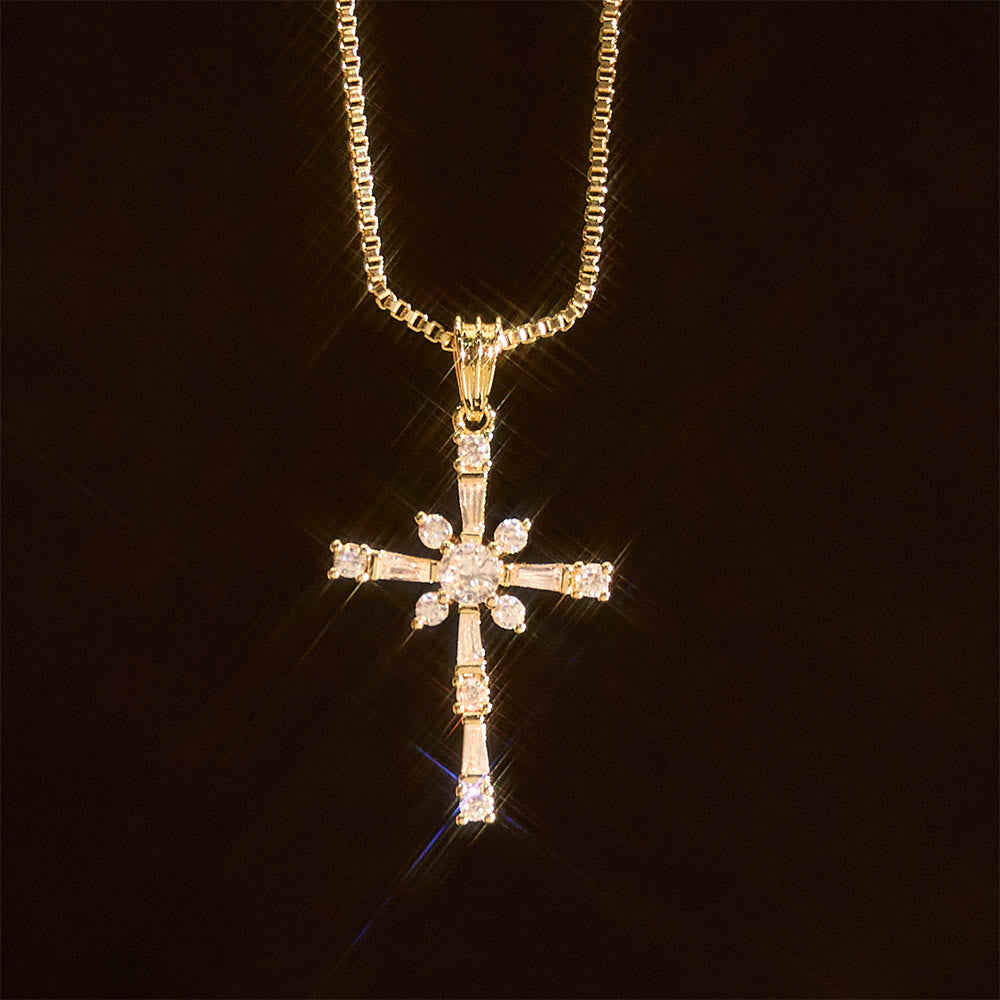 Christianartworkshop Collana con croce impreziosita da pietre scintillanti: un simbolo di protezione divina - image 3