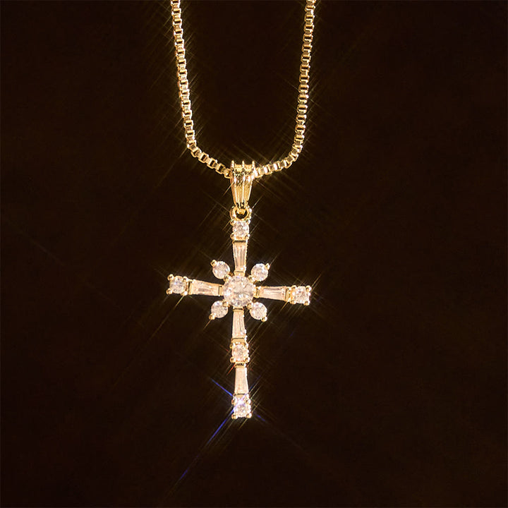 Christianartworkshop Collana con croce impreziosita da pietre scintillanti: un simbolo di protezione divina - image 3