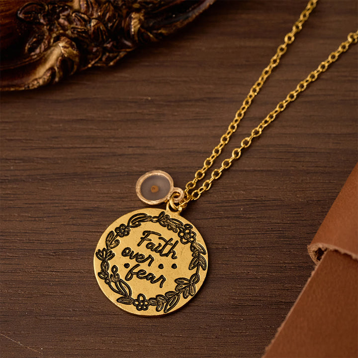 Christianartworkshop Collana con semi di senape "Fede contro la paura": un simbolo di coraggio e piccola fede - image 2