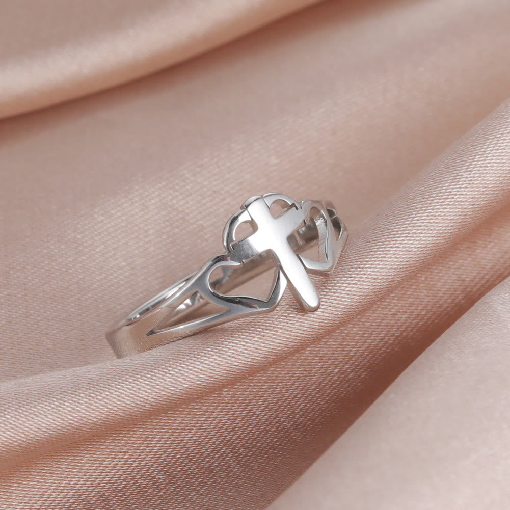 Christianartworkshop Anello con croce e cuore intagliati: simbolo dell'amore e della devozione fedele di Cristo. - Argento (adatto alle taglie americane 7-9) - image 0