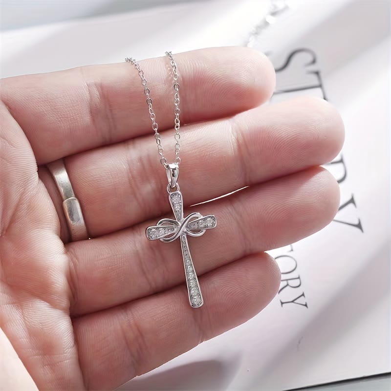 Christianartworkshop Collana con croce dell'infinito e zirconi: simbolo dell'amore eterno di Cristo - image 5