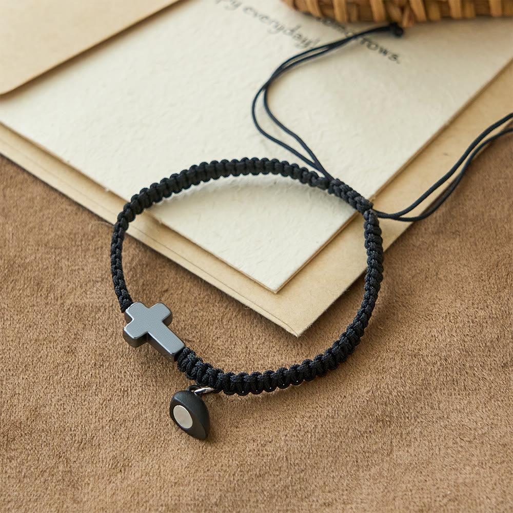 Christianartworkshop Set di braccialetti magnetici con cuore e croce: simbolo di unione sacra e amore duraturo. - image 10