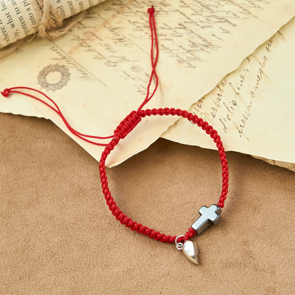 Christianartworkshop Set di braccialetti magnetici con cuore e croce: simbolo di unione sacra e amore duraturo. - image 2