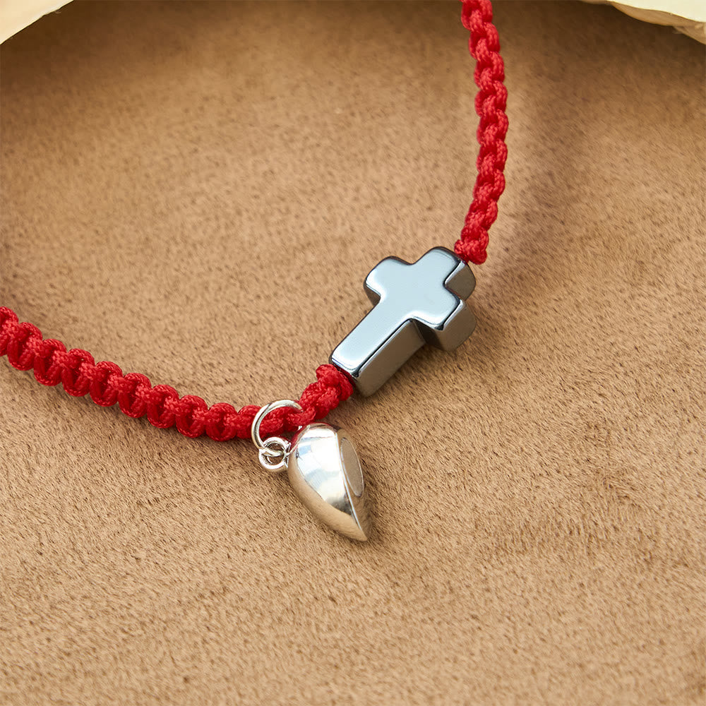 Christianartworkshop Set di braccialetti magnetici con cuore e croce: simbolo di unione sacra e amore duraturo. - image 3