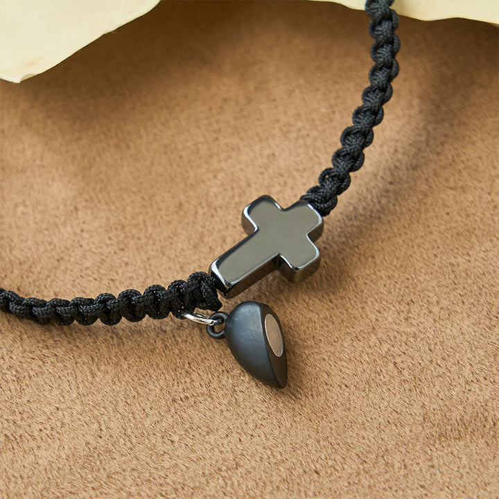 Christianartworkshop Set di braccialetti magnetici con cuore e croce: simbolo di unione sacra e amore duraturo. - image 8