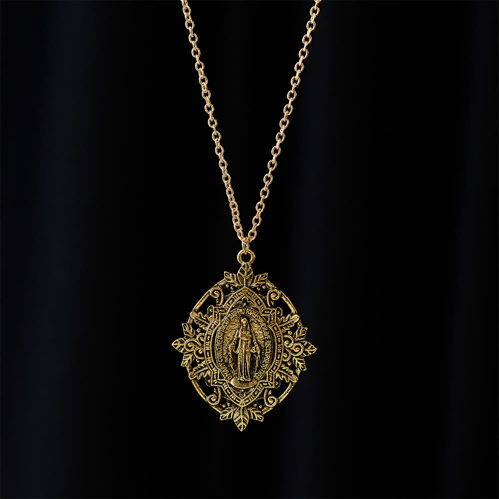 Christianartworkshop Collana con medaglione della Madonna in filigrana: simbolo di grazia materna e protezione. - image 2
