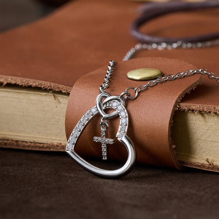Christianartworkshop Collana con croce a cuore intrecciato e biglietto: incarna la sua gioia e grazia pasquale - image 1