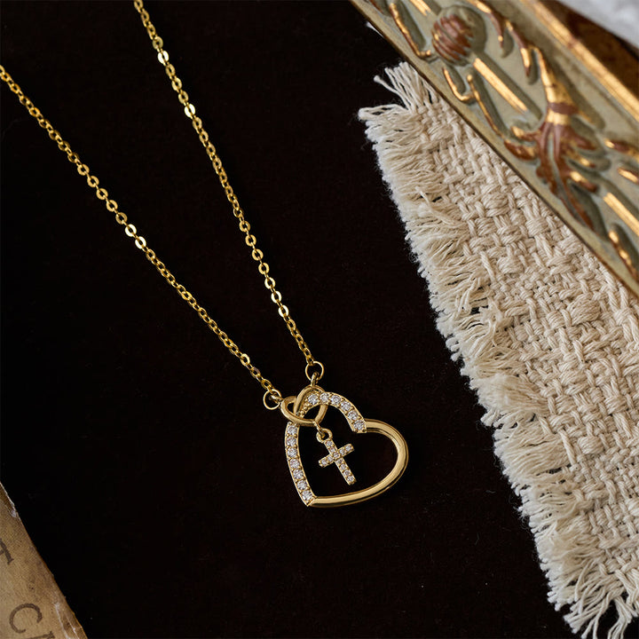 Christianartworkshop Collana con croce a cuore intrecciato e biglietto: incarna la sua gioia e grazia pasquale - image 4