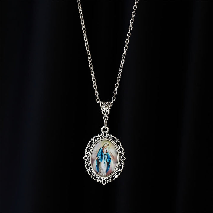 Christianartworkshop Collana con ritratto della Madonna in filigrana: simbolo di grazia sacra e luce divina - image 4