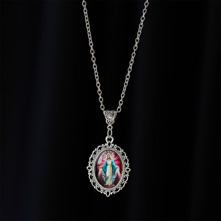 Christianartworkshop Collana con ritratto della Madonna in filigrana: simbolo di grazia sacra e luce divina - image 10
