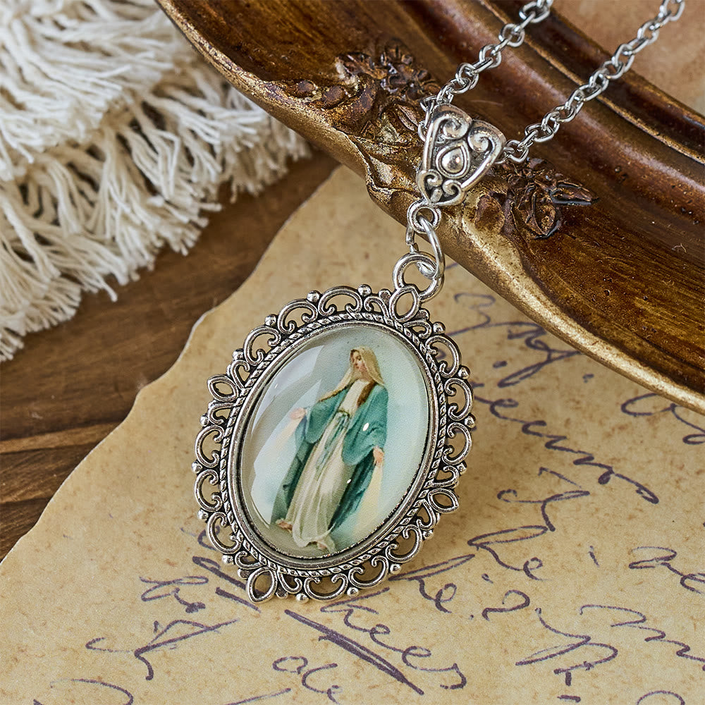 Christianartworkshop Collana con ritratto della Madonna in filigrana: simbolo di grazia sacra e luce divina - Verde - image 0