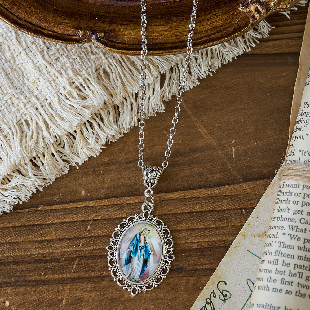 Christianartworkshop Collana con ritratto della Madonna in filigrana: simbolo di grazia sacra e luce divina - image 5