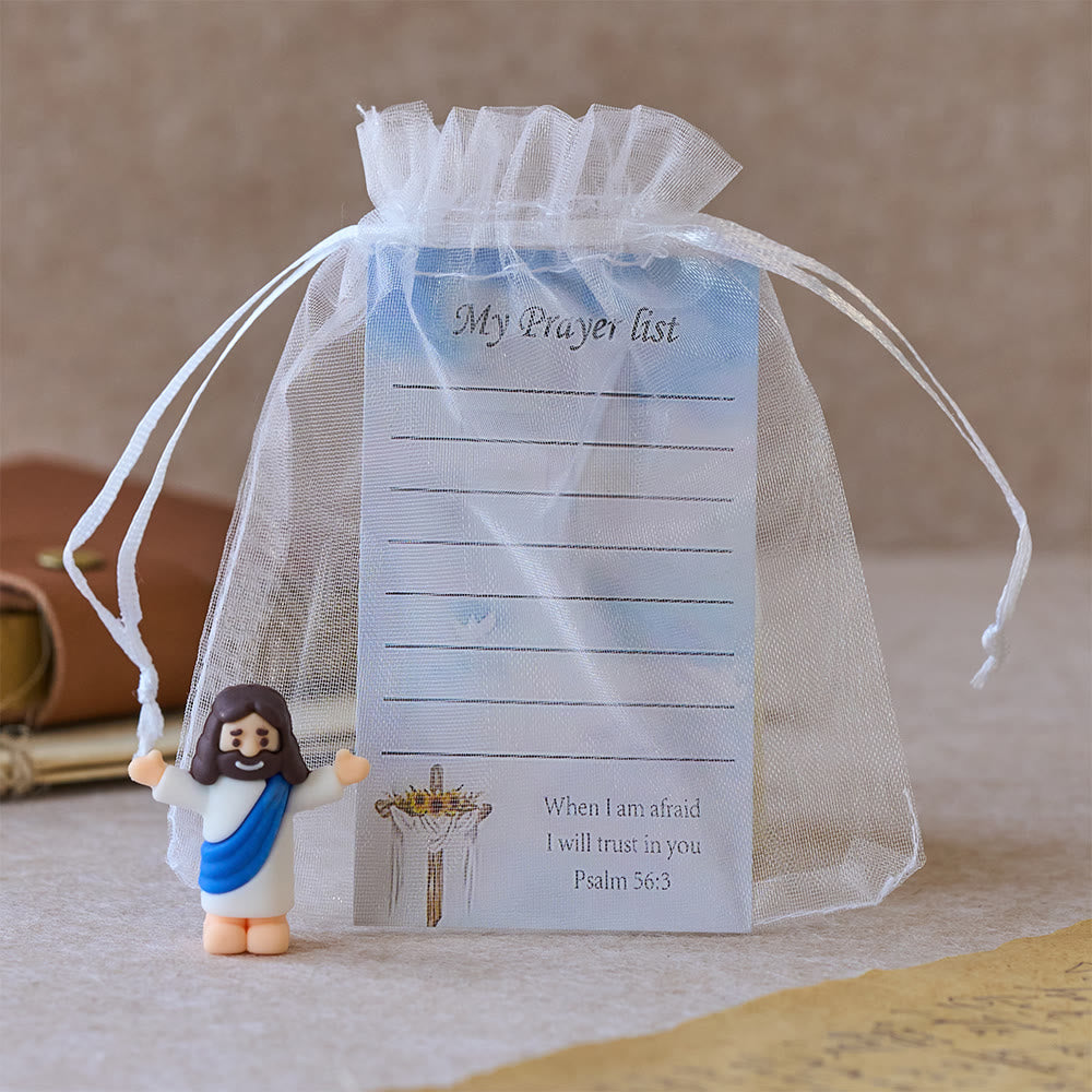 Mini statuetta di Gesù Christianartworkshop con il mio set di preghiere: un simbolo di fede gentile in ogni mano - image 1