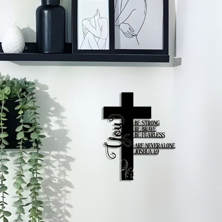 Christianartworkshop Decorazione murale in metallo con croce (Giosuè 1:9): un simbolo di fede senza paura. - image 2