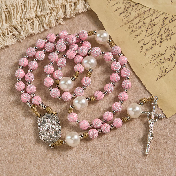 Christianartworkshop Rosario di petali di rosa colmo di grazia: un simbolo sacro per la preghiera e la riflessione. - Nostra Signora e il Crocifisso - image 0