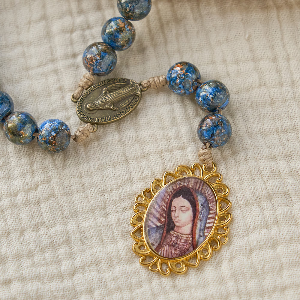 Christianartworkshop Rosario della Beata Vergine Maria dei Sette Dolori con perline dipinte a olio blu e medaglia della Madonna - image 5