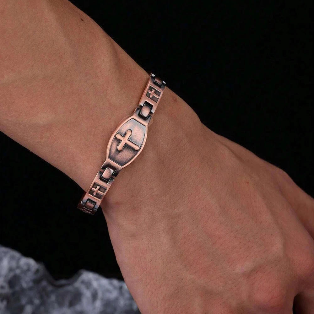 Christianartworkshop Bracciale a maglie con croce incisa: simbolo di forza divina e fede. - image 2