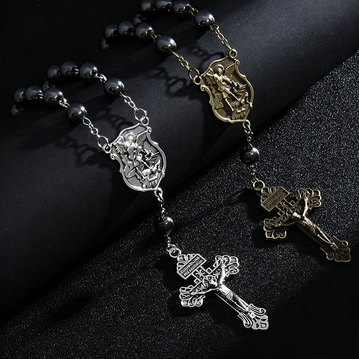 Ciondolo a forma di auto in ematite con medaglia di San Michele e crocifisso, realizzato Christianartworkshop : un dono di protezione e forza divina. - Argento e oro (2 pezzi) - image 1