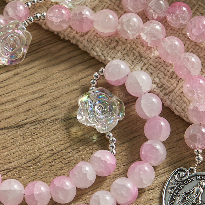 Rosario di perle di vetro verde pallido con decorazioni a forma di rosa e medaglia miracolosa, Christianartworkshop. - image 13