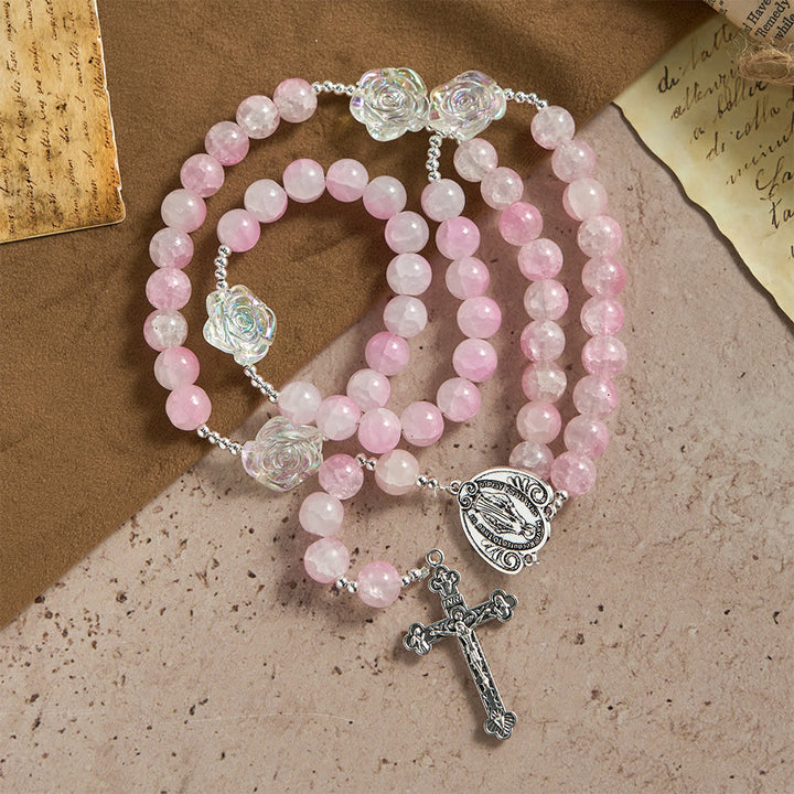 Rosario di perle di vetro verde pallido con decorazioni a forma di rosa e medaglia miracolosa, Christianartworkshop. - image 11