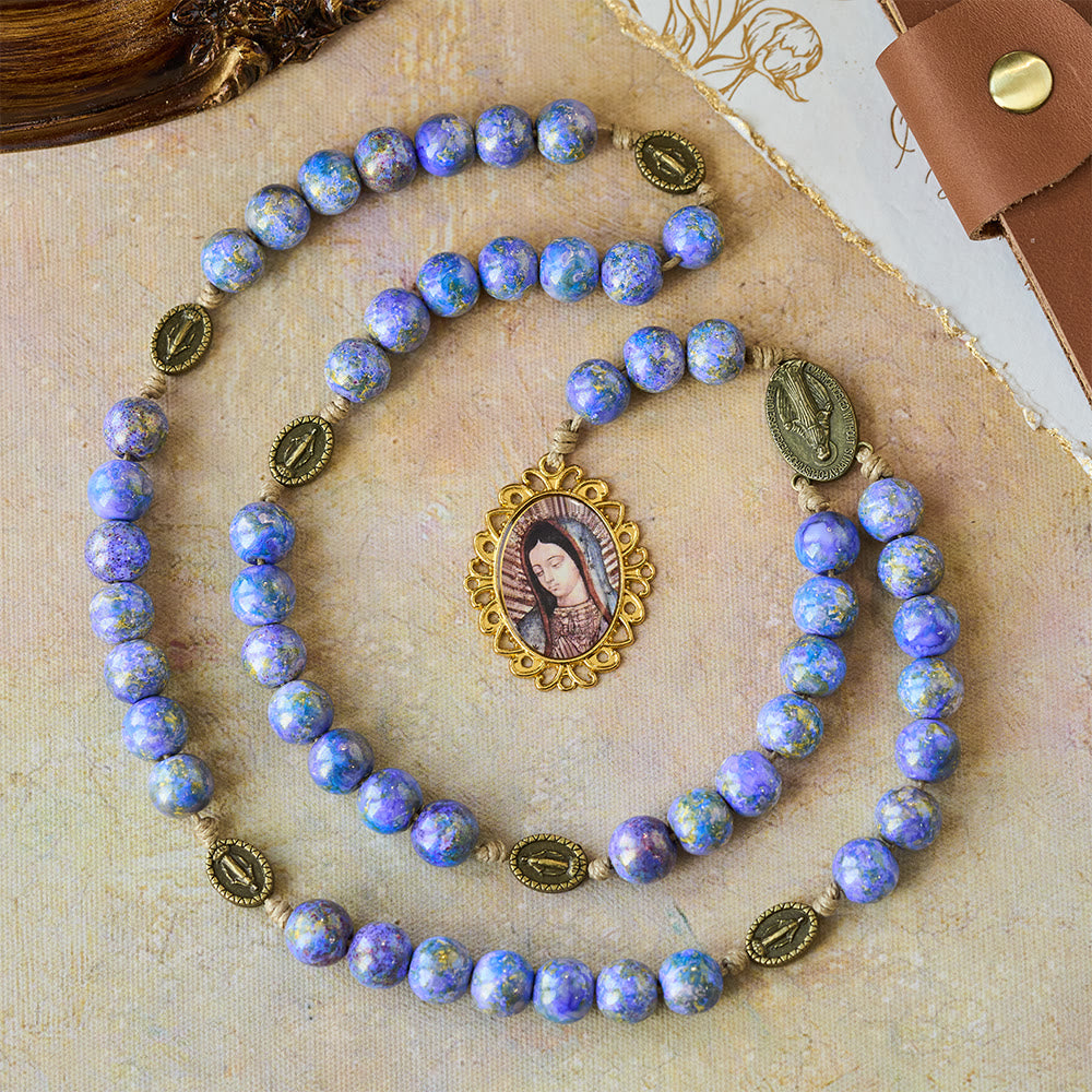 Christianartworkshop Rosario della Beata Vergine Maria dei Sette Dolori con perline dipinte a olio viola e blu e medaglia della Madonna - image 1