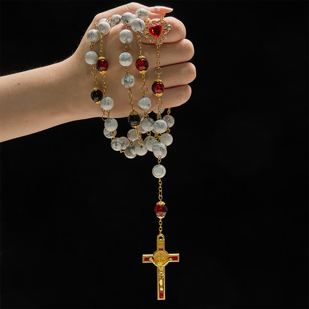 Christianartworkshop Rosario bianco turchese con decorazioni di perline di vetro rosse e nere e crocifisso del Sacro Cuore. - image 1