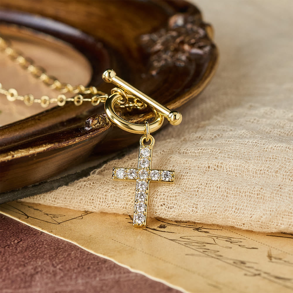 Christianartworkshop Collana con croce a moschettone e pavé di zirconi: simbolo di fede sacra e grazia senza sforzo - image 4