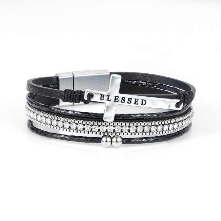 Christianartworkshop Bracciale in pelle a più strati con croce BLESSED e zirconi: simbolo di grazia divina e gioia spirituale. - Nero - image 9