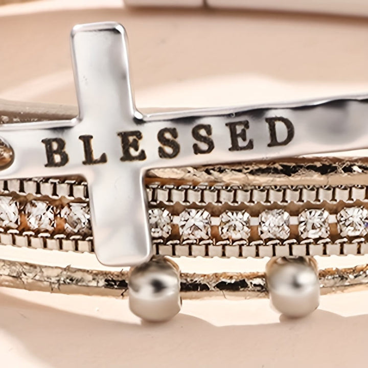 Christianartworkshop Bracciale in pelle a più strati con croce BLESSED e zirconi: simbolo di grazia divina e gioia spirituale. - image 13