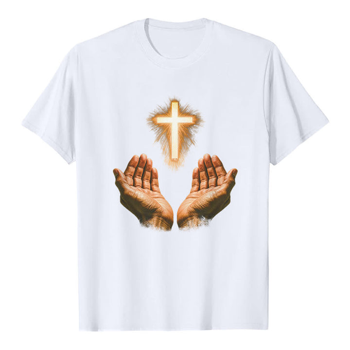 Christianartworkshop Maglietta premium con la croce di Gesù tra le mani - Bianco - 2XL - image 6