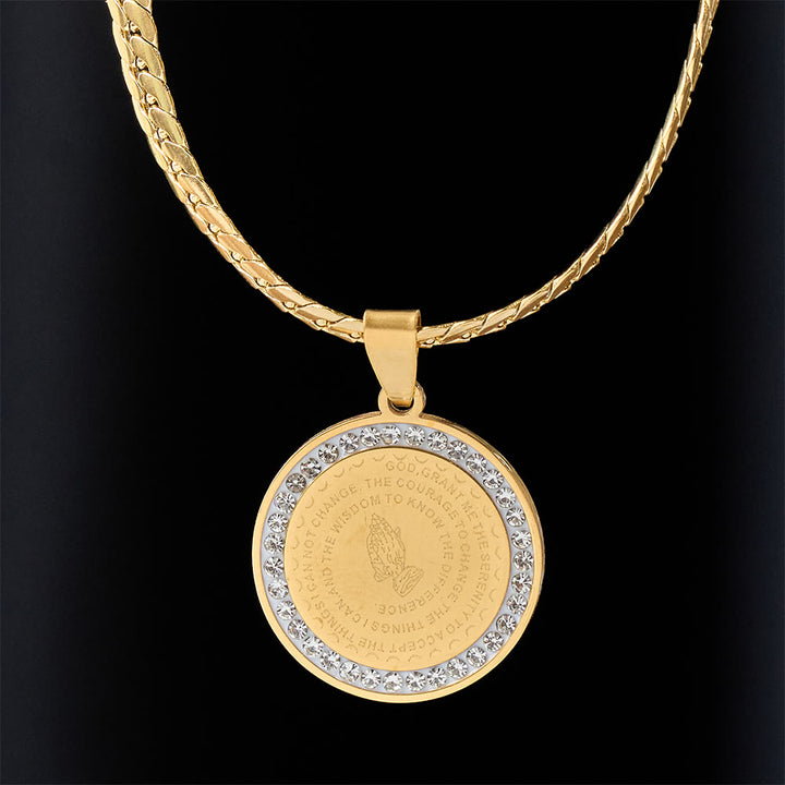 Christianartworkshop Collana con mani in preghiera e versetti biblici incastonati in zirconi: emblema di umiltà divina - image 2