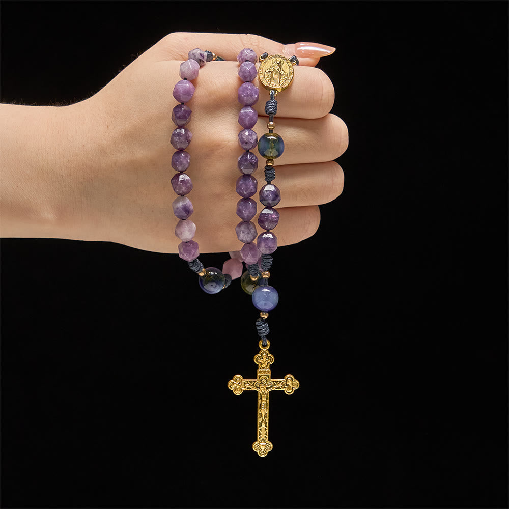 Christianartworkshop Rosario in lepidolite viola con taglio a diamante: emblema di pace divina e grazia mariana. - image 1