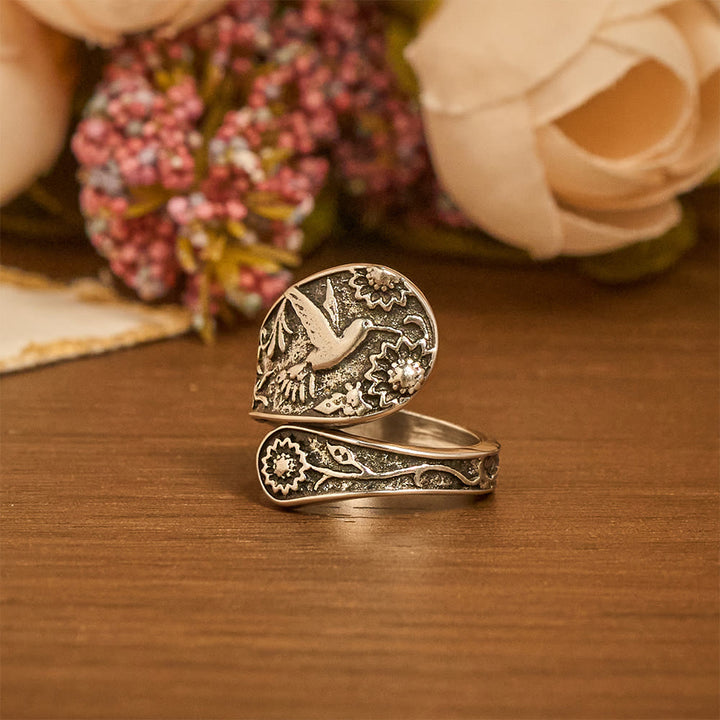 Anello regolabile con colibrì e spirito santo Christianartworkshop : emblema di grazia divina e gioia naturale. - image 2