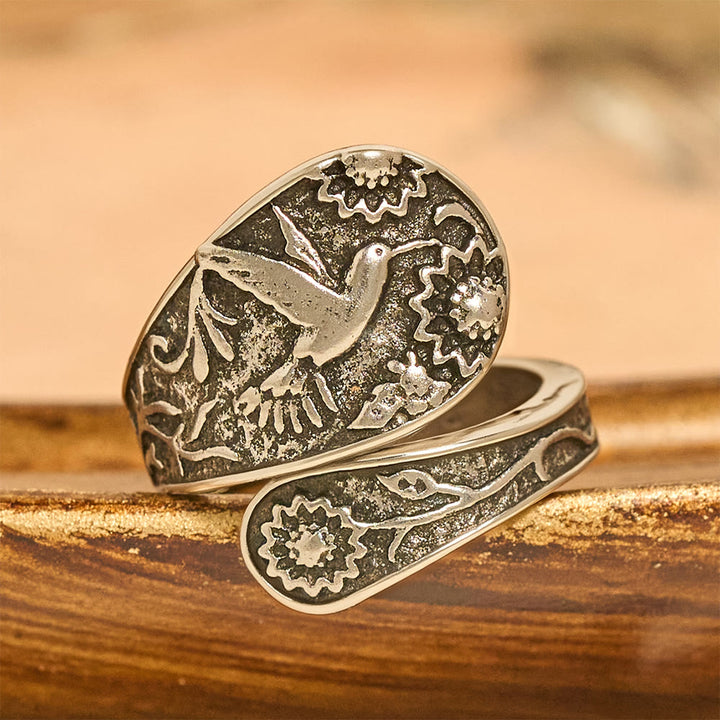 Anello regolabile con colibrì e spirito santo Christianartworkshop : emblema di grazia divina e gioia naturale. - image 4