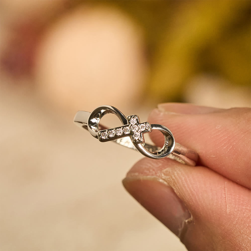 Anello aperto con elegante croce dell'infinito e incisione, Christianartworkshop : emblema di forza spirituale e guida divina. - 10 - image 0