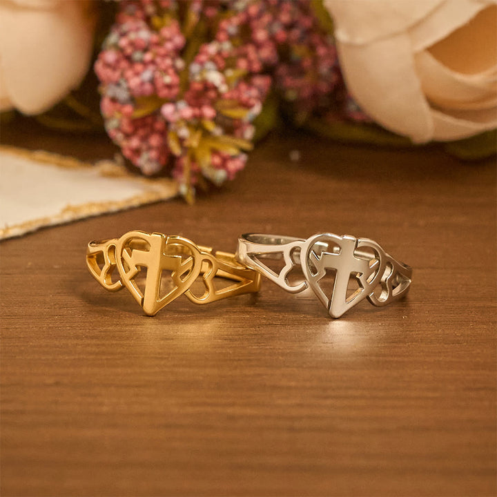 Anello regolabile con croce a cuore senza tempo Christianartworkshop : un dono di grazia e di intercessione divina. - image 0