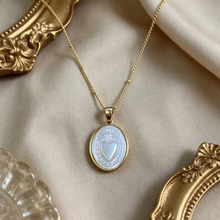 Christianartworkshop Collana con perle bianche naturali raffiguranti il ​​Sacro Cuore, Gesù, la Madonna e San Michele. - Sacro Cuore - image 3