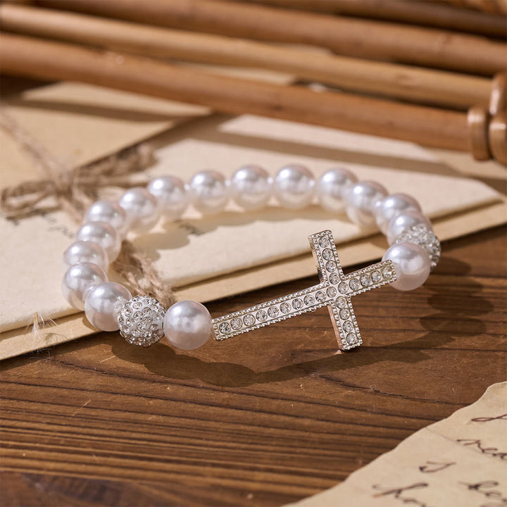 Christianartworkshop Set di braccialetti a croce in due pezzi con perline bianche e nere: emblema di purezza divina e redenzione. - image 4