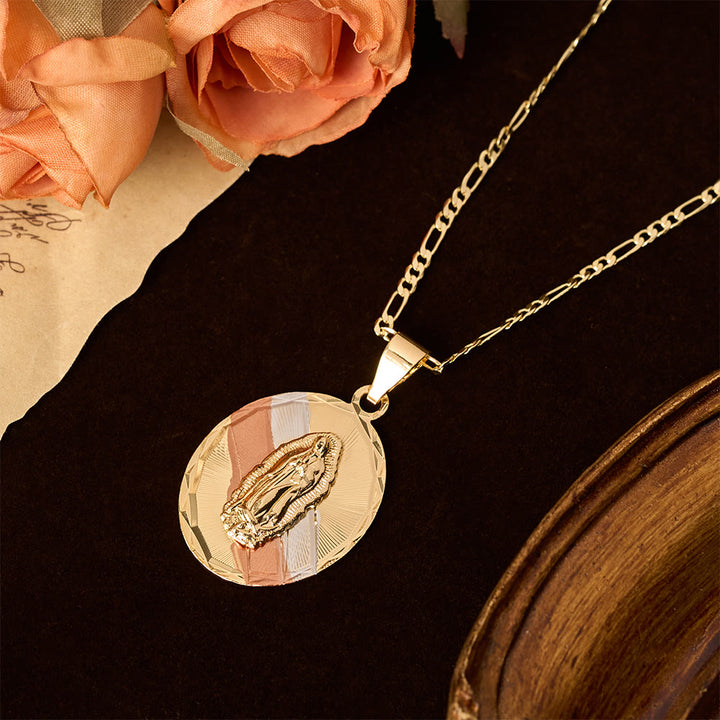 Christianartworkshop Collana con medaglione ovale della Vergine Maria in quattro stili diversi: un simbolo di benedizione celeste. - image 3