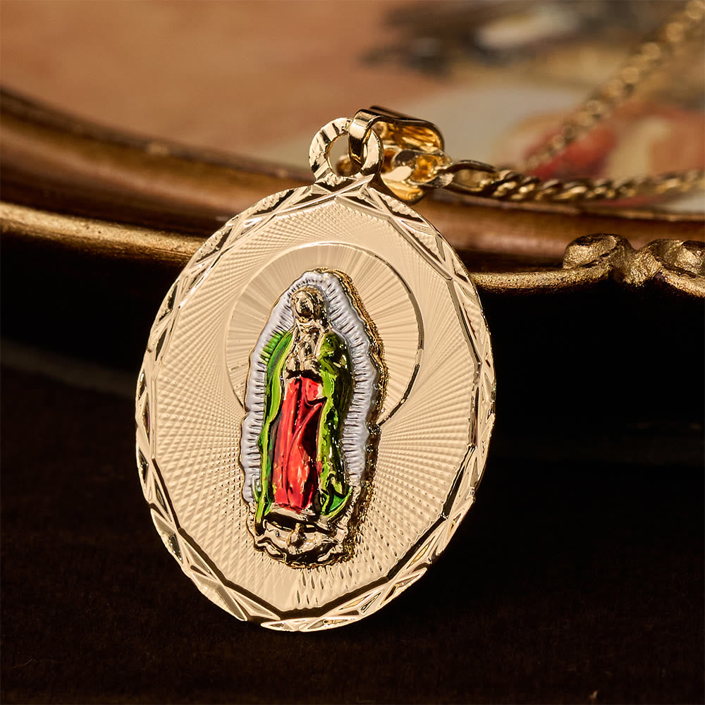 Christianartworkshop Collana con medaglione ovale della Vergine Maria in quattro stili diversi: un simbolo di benedizione celeste. - Nostra Signora B - image 5
