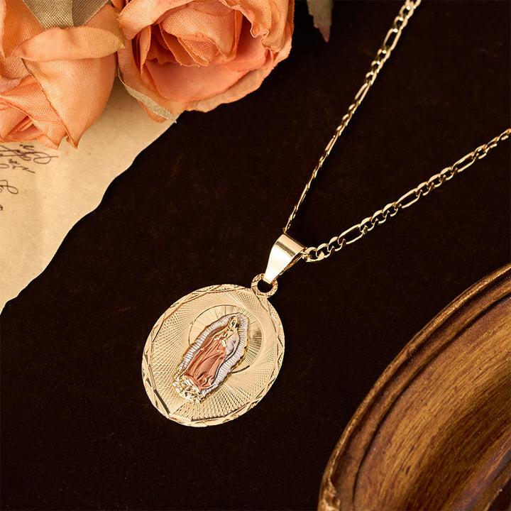 Christianartworkshop Collana con medaglione ovale della Vergine Maria in quattro stili diversi: un simbolo di benedizione celeste. - image 15