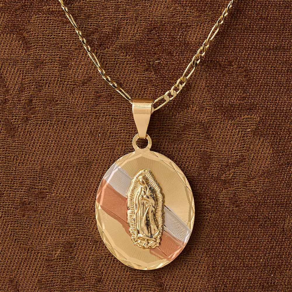 Christianartworkshop Collana con medaglione ovale della Vergine Maria in quattro stili diversi: un simbolo di benedizione celeste. - image 1