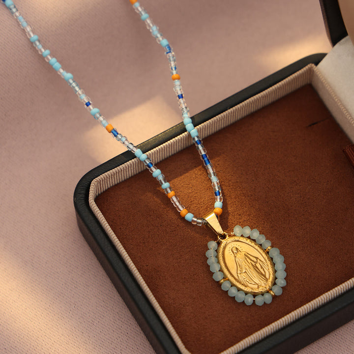 Christianartworkshop Collana con medaglia della Madonna con bordo di perline: emblema della devozione mariana - Blu - image 5
