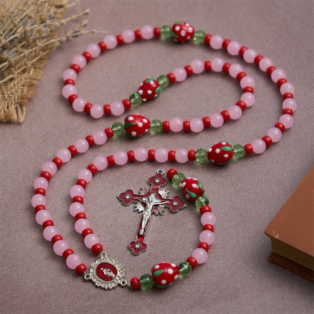 Christianartworkshop Rosario devozionale "Sweet Strawberry" con perline di vetro rosa e decorazioni della Madonna. - image 5