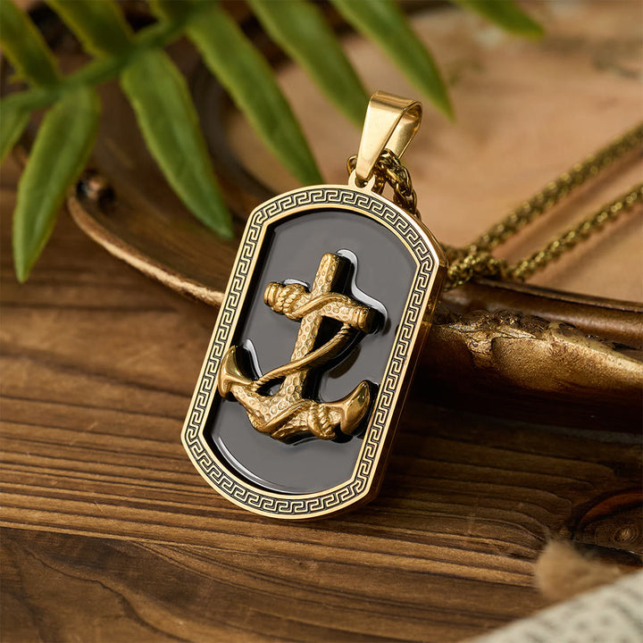 Christianartworkshop Collana con ciondolo a forma di targhetta per cani con croce e ancora greca: emblema di fede e speranza incrollabile - Oro - image 0