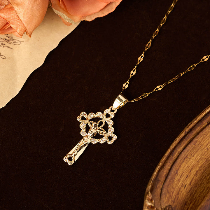 Christianartworkshop Collana con ciondolo a forma di chiave e crocifisso tempestato di zirconi: emblema di grazia redentrice e fede - image 3