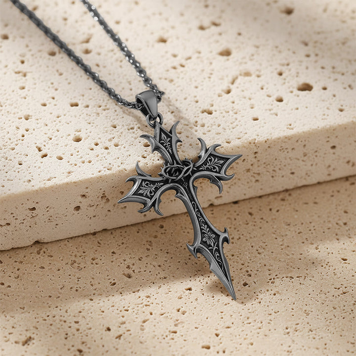 Christianartworkshop Collana con ciondolo a croce gotica "Corona di Spine": emblema del sacrificio e della redenzione di Cristo. - image 6
