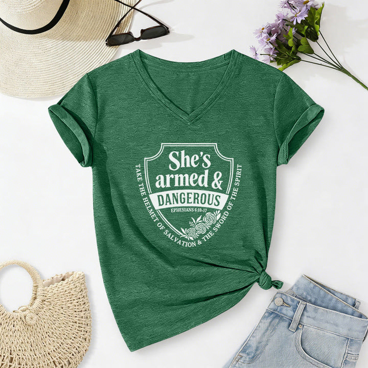 Christianartworkshop Maglietta casual con scollo a V "She's Armed & Dangerous" - Verde scuro - 2XL - image 16
