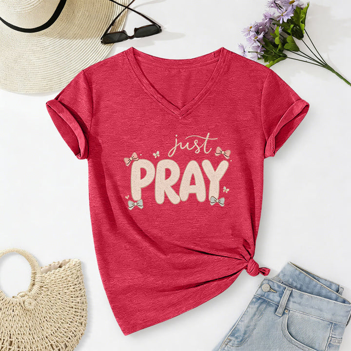 Christianartworkshop Maglietta casual con scollo a V Just PRAY - Rosso - 2XL - image 0