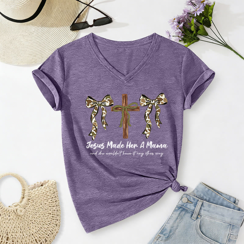 Christianartworkshop Gesù l'ha resa mamma e lei non vorrebbe che fosse diversamente. Maglietta casual con scollo a V. - Viola - 2XL - image 16